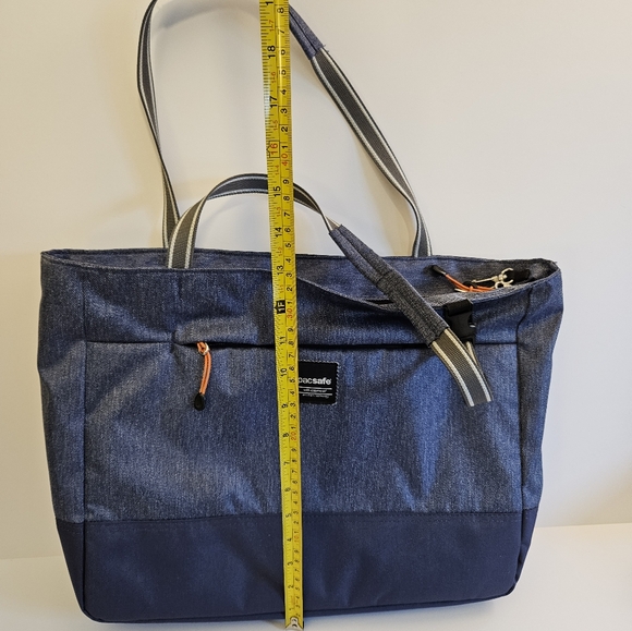 Pacsafe Slingsafe Lx250 Anti-Theft Tote, Denim with laptop compartment. - Picture 13 of 13